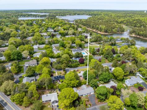 8 Paine Road Yarmouth MA 02664