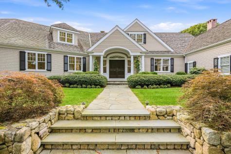 16 Cove Point Lane Marstons Mills MA 02648