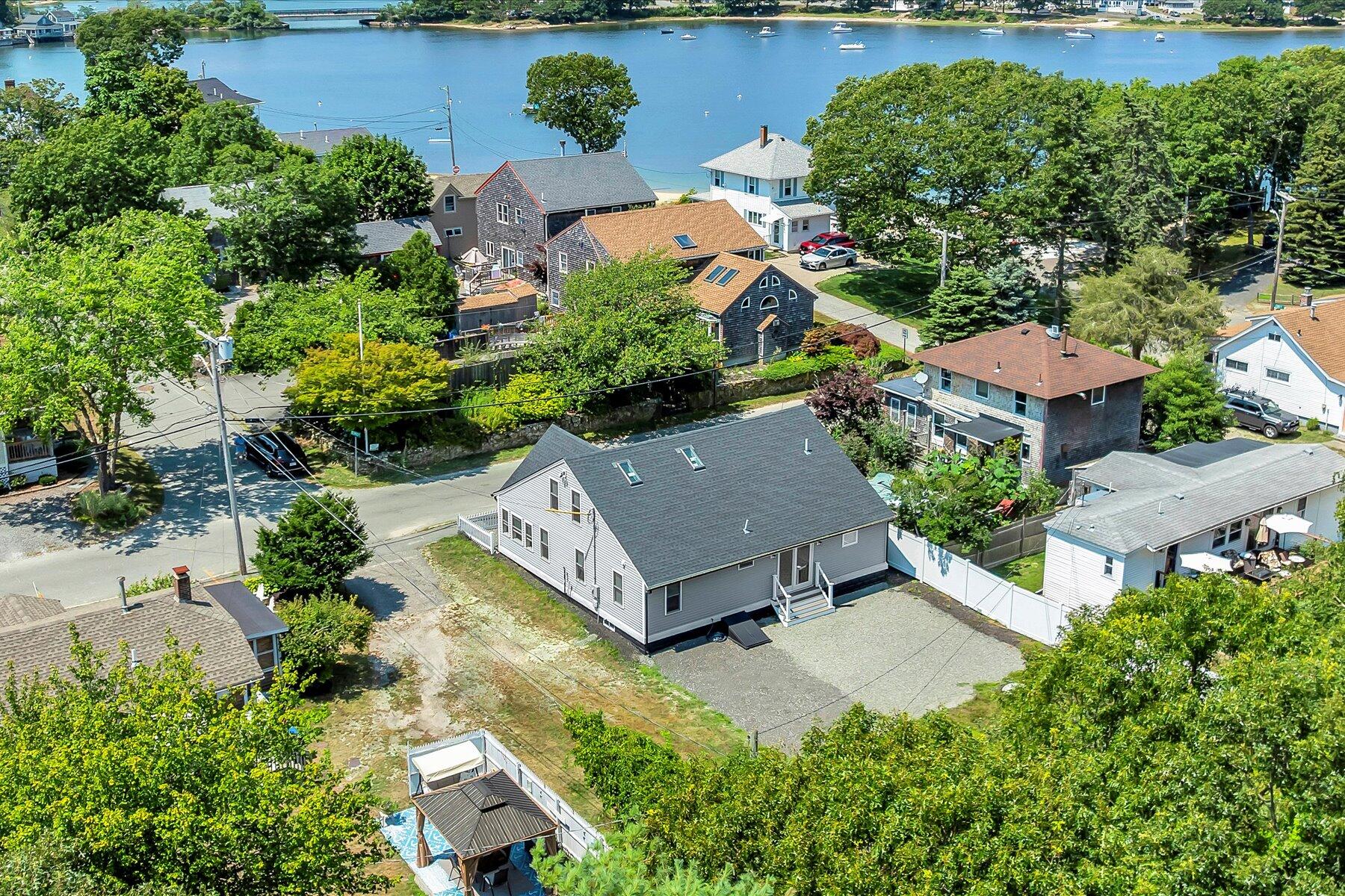 35 Locust Street Wareham MA 02558