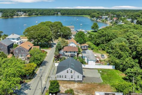 35 Locust Street Wareham MA 02558