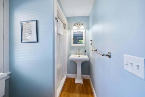135-137 Portanimicut Road Orleans MA 02653
