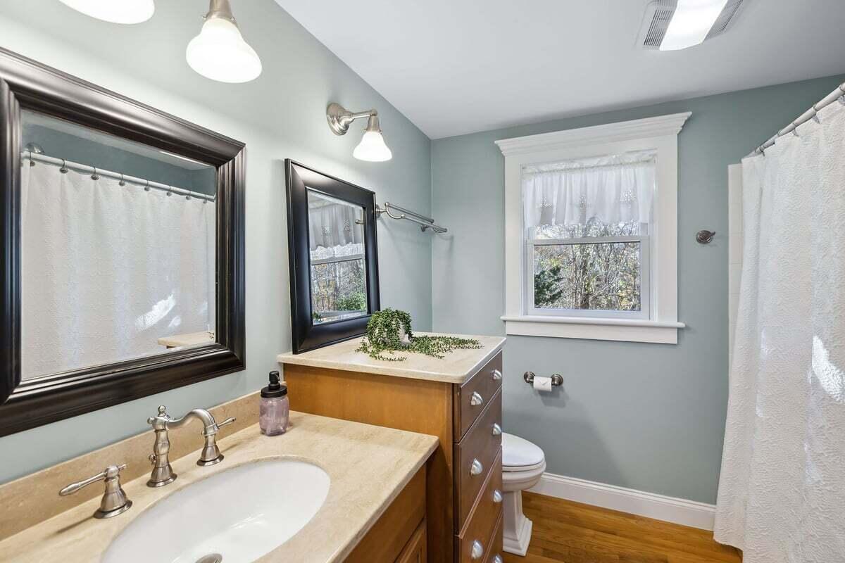 135-137 Portanimicut Road Orleans MA 02653