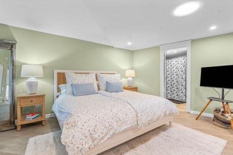 16 Bosuns Lane Mashpee MA 02649