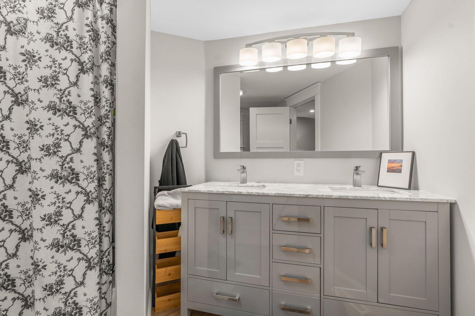 16 Bosuns Lane Mashpee MA 02649