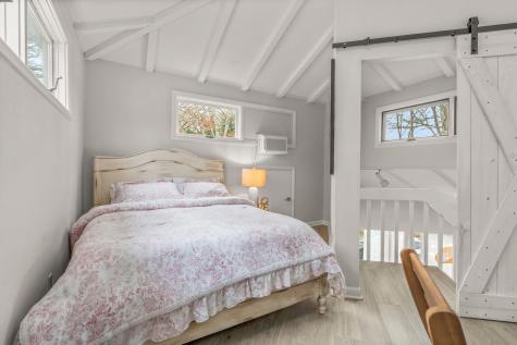 16 Bosuns Lane Mashpee MA 02649