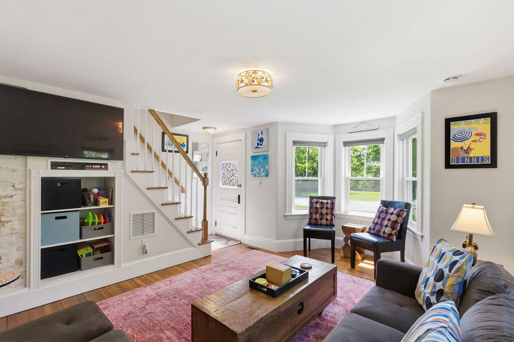 18 Nobscussett Road Dennis MA 02638
