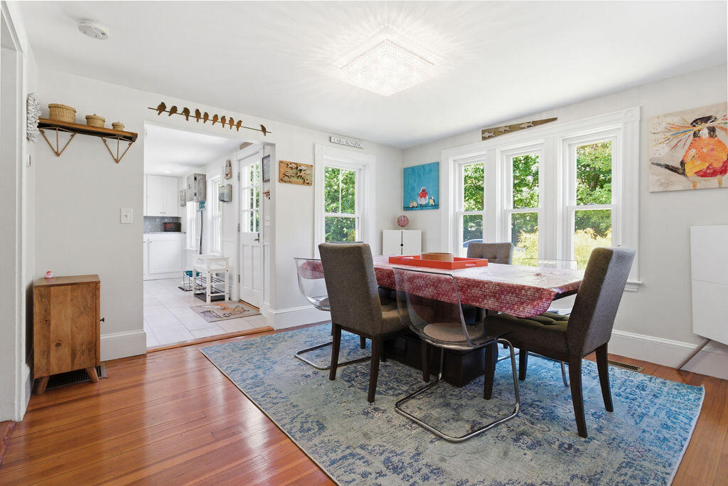 18 Nobscussett Road Dennis MA 02638