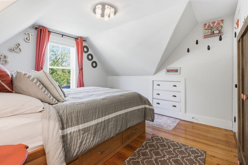 18 Nobscussett Road Dennis MA 02638