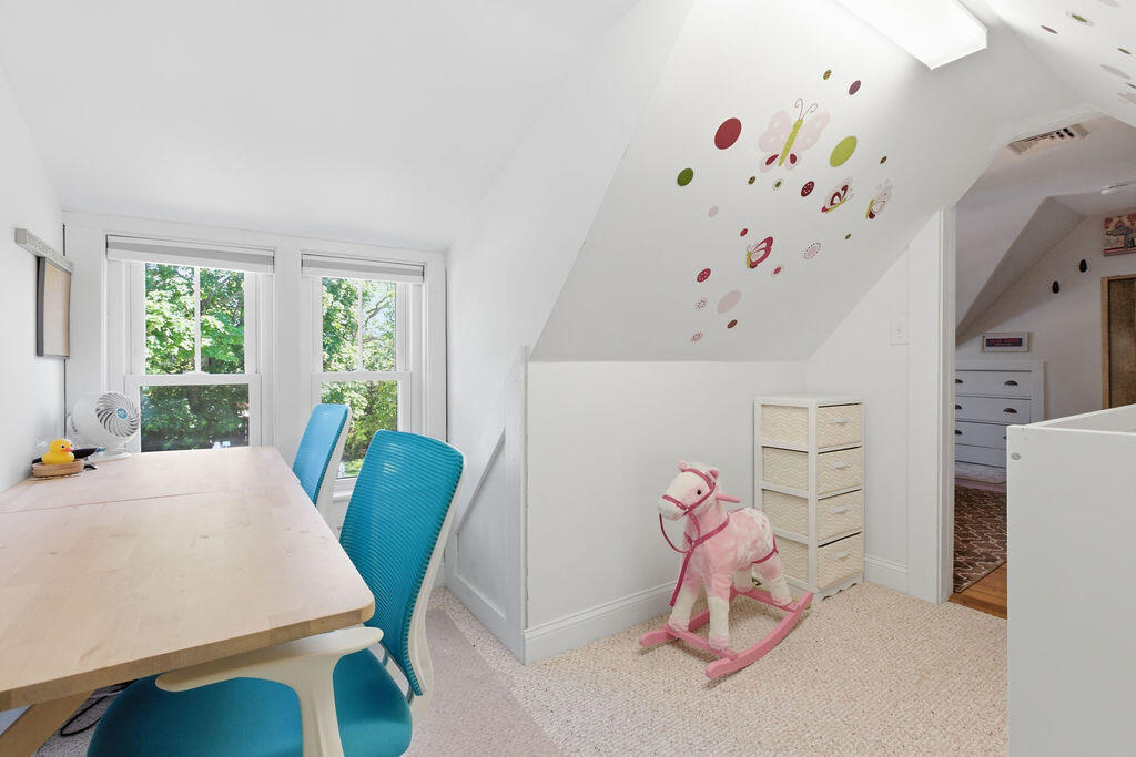 18 Nobscussett Road Dennis MA 02638