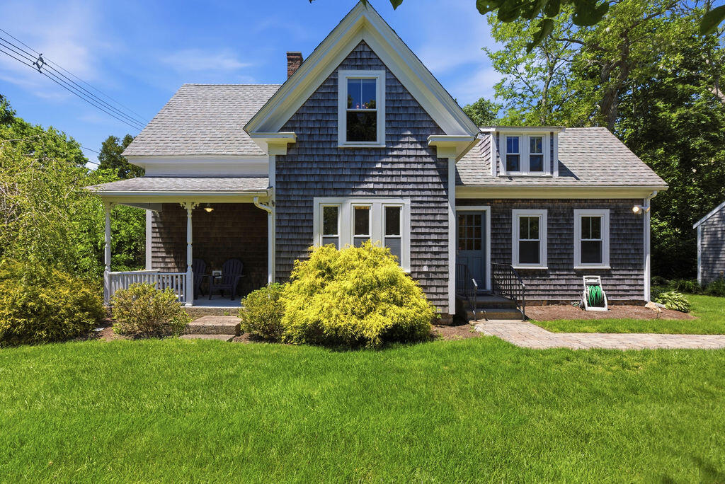 18 Nobscussett Road Dennis MA 02638