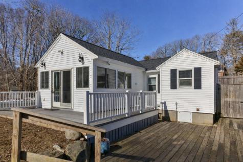 89 Lewis Road Yarmouth MA 02673