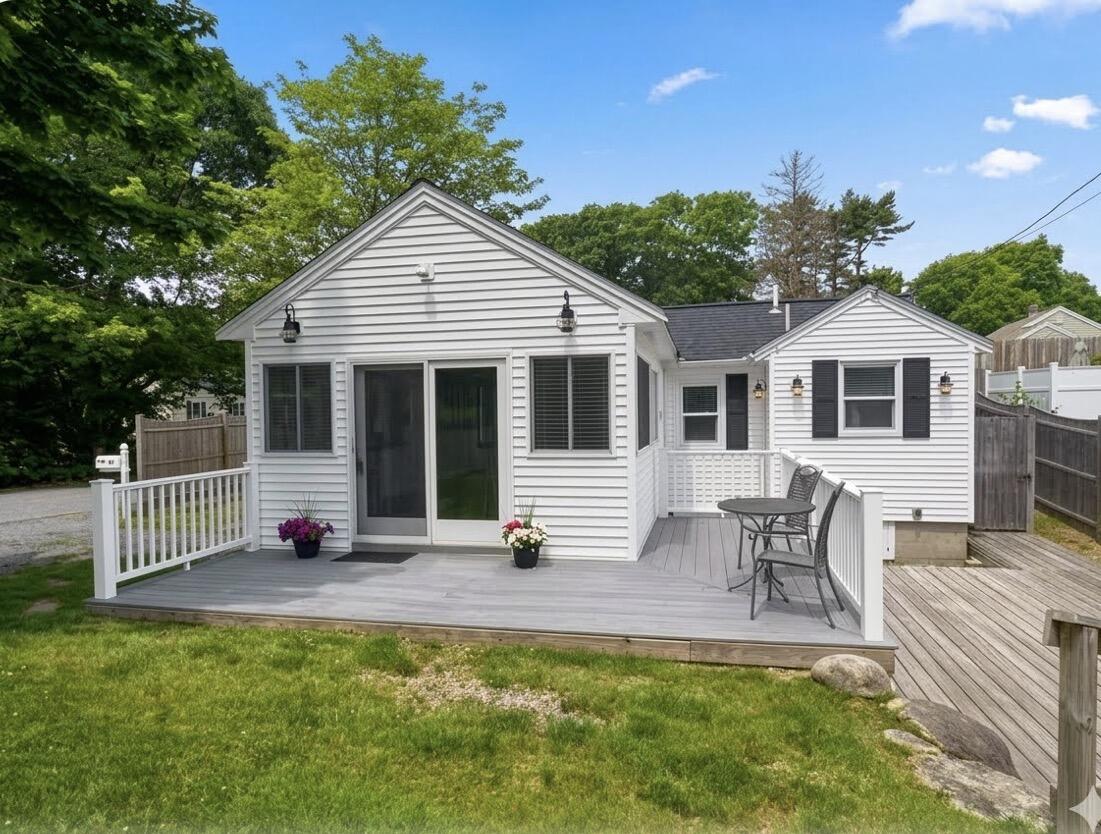 89 Lewis Road Yarmouth MA 02673