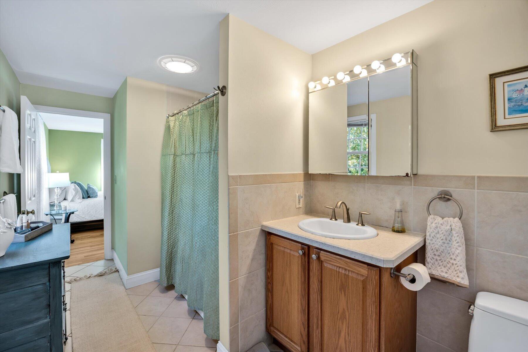 29 Redlands Road East Falmouth MA 02536