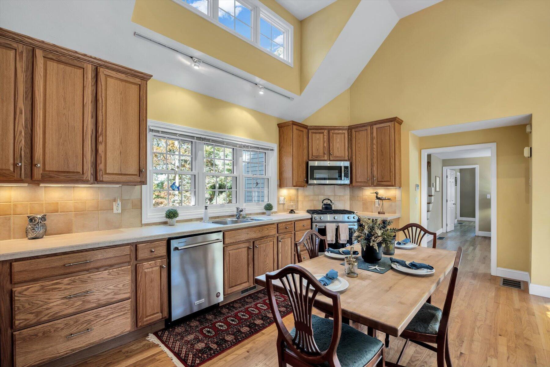 29 Redlands Road East Falmouth MA 02536