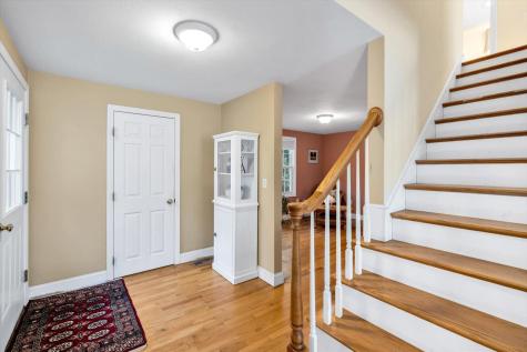 29 Redlands Road East Falmouth MA 02536