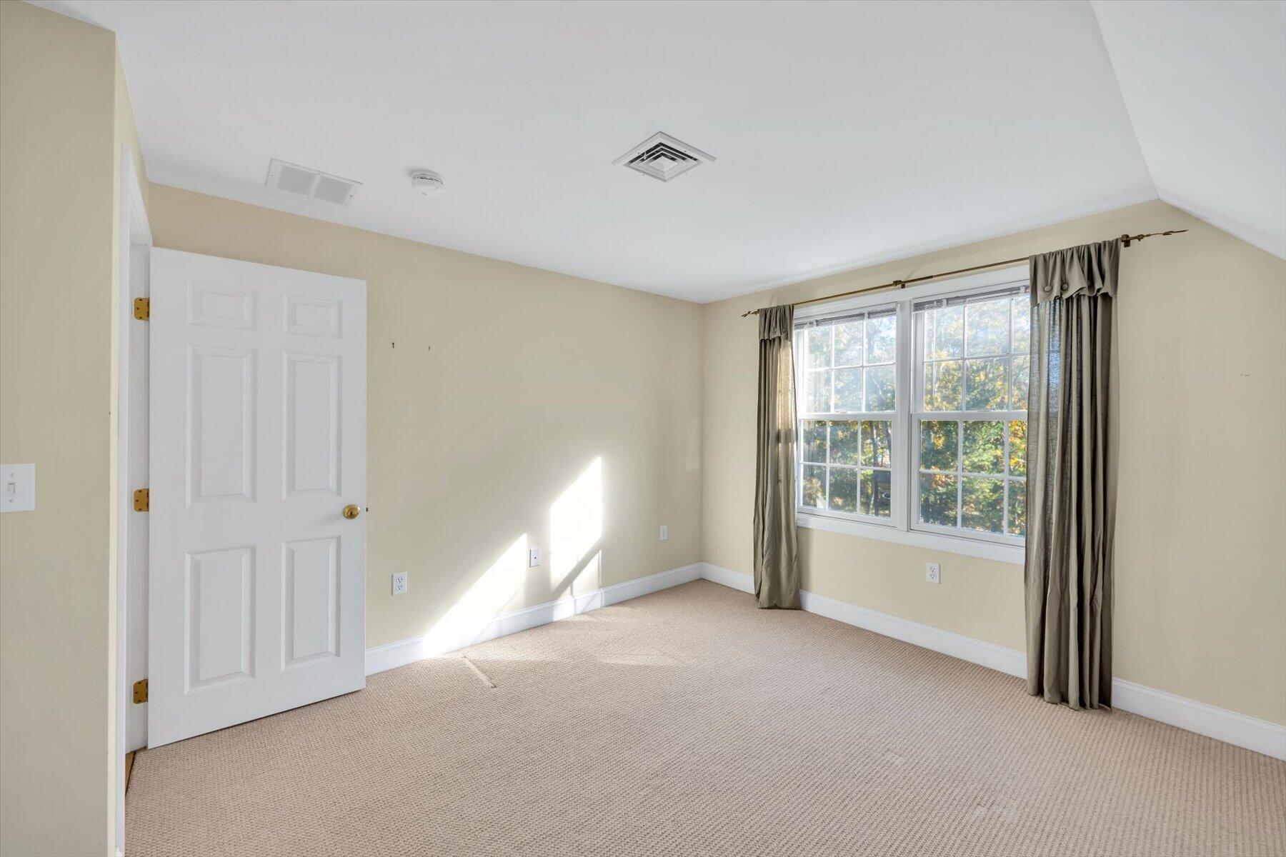 29 Redlands Road East Falmouth MA 02536