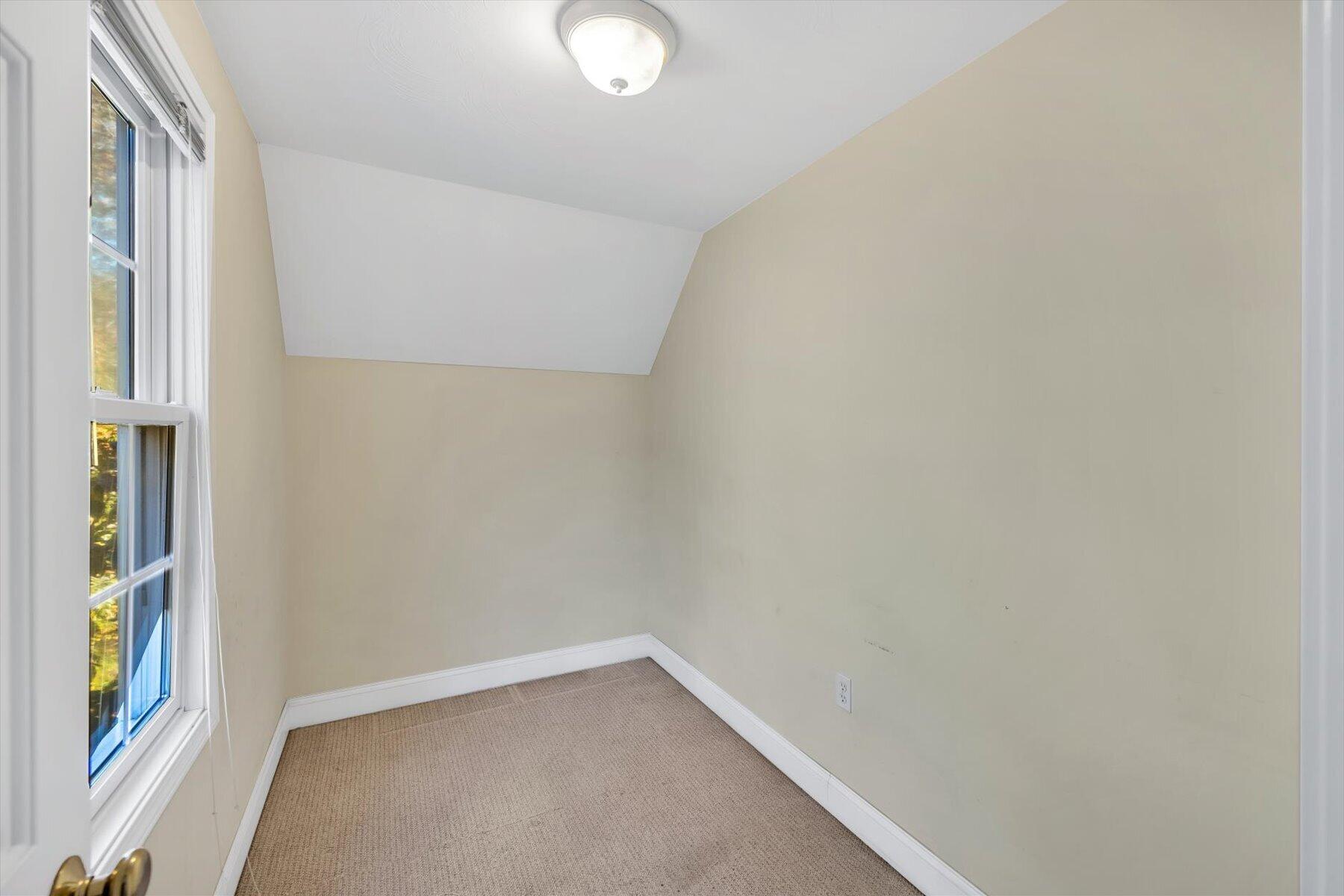 29 Redlands Road East Falmouth MA 02536