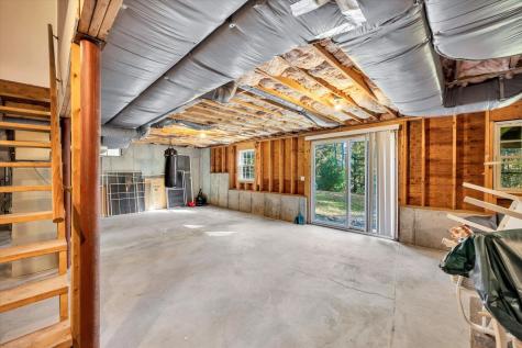 29 Redlands Road East Falmouth MA 02536