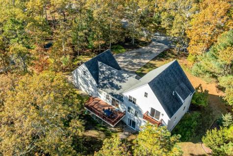 29 Redlands Road East Falmouth MA 02536