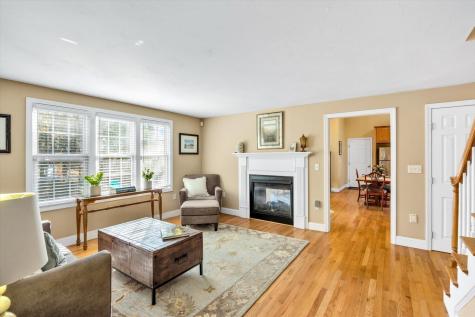 29 Redlands Road East Falmouth MA 02536