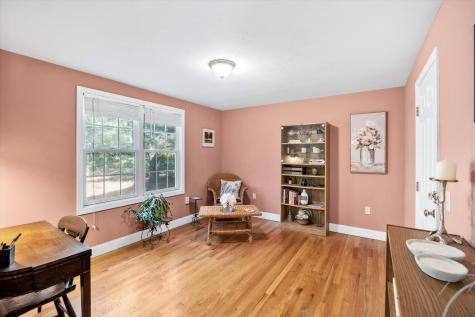 29 Redlands Road East Falmouth MA 02536