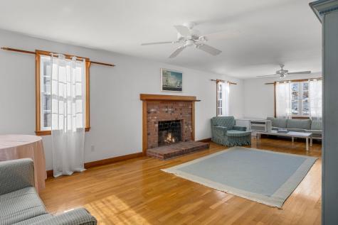 24 Montgomery Court Falmouth MA 02540