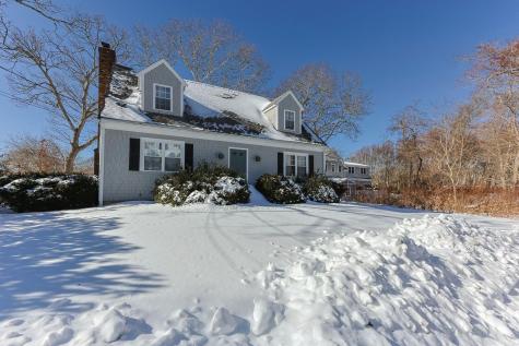 24 Montgomery Court Falmouth MA 02540