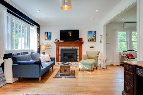 9 Locust Road Orleans MA 02653