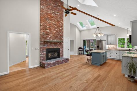 77 Ennsbrook Drive Falmouth MA 02536