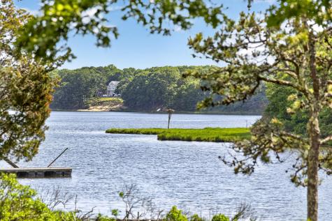 77 Ennsbrook Drive Falmouth MA 02536