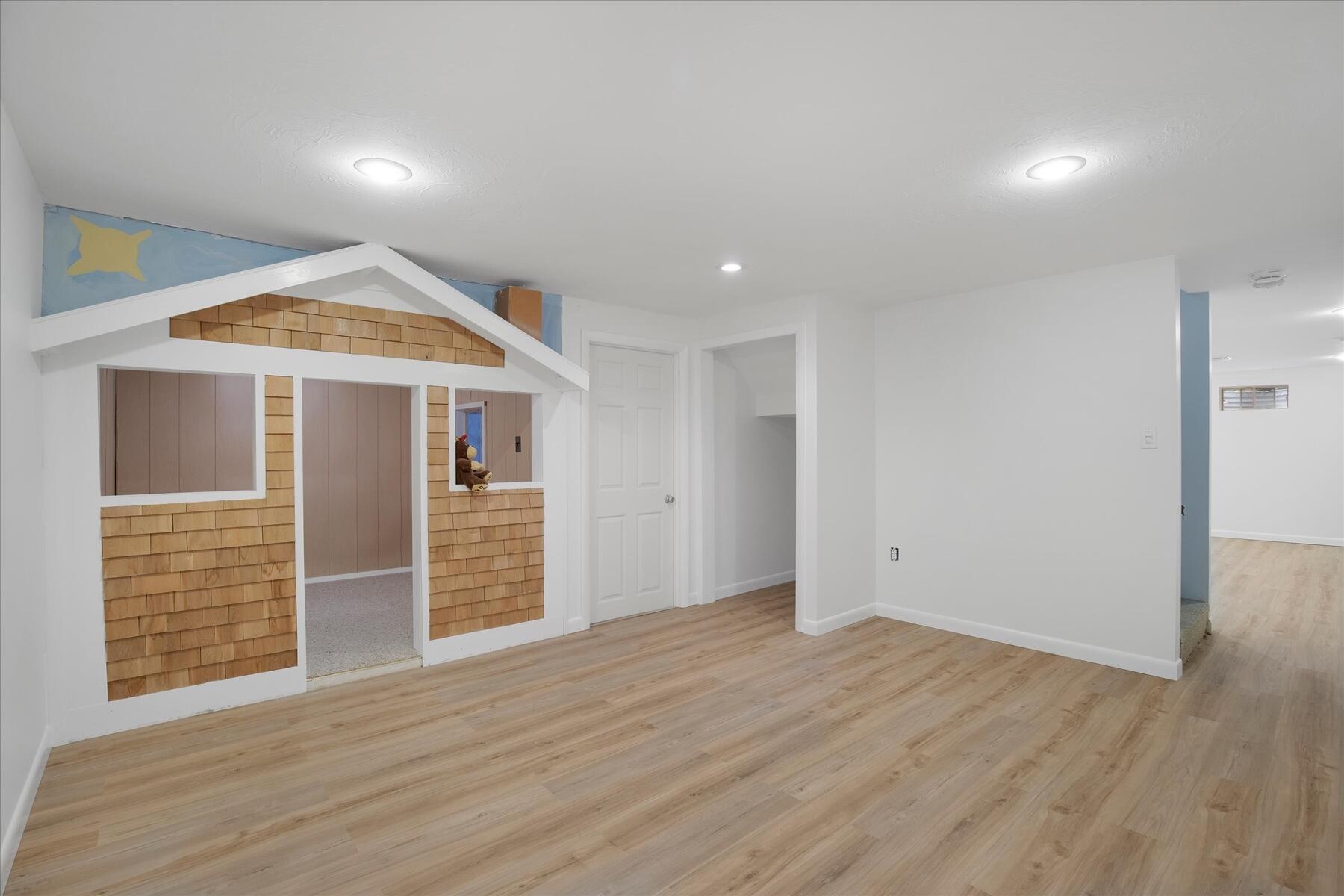 6 Heron Way Mashpee MA 02649