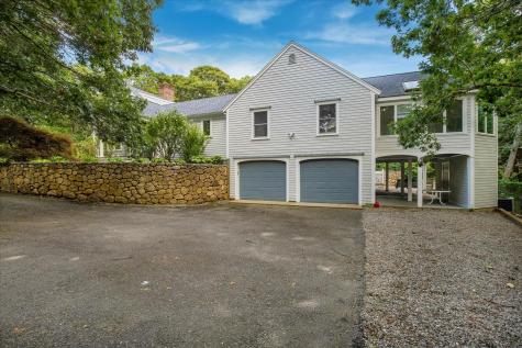 6 Heron Way Mashpee MA 02649