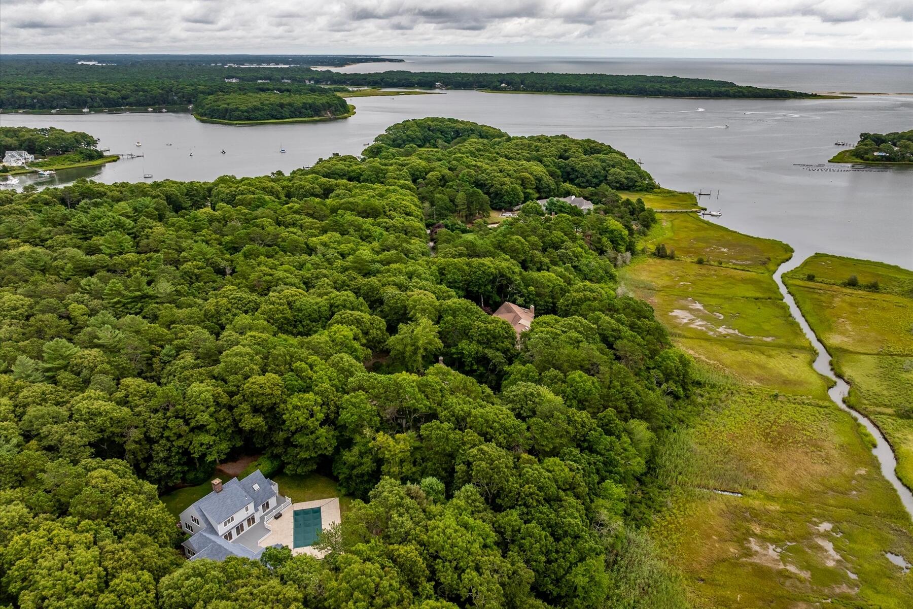 6 Heron Way Mashpee MA 02649