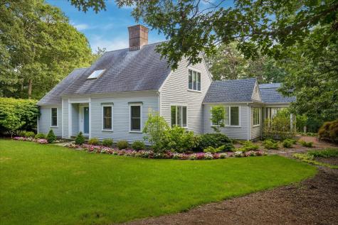 6 Heron Way Mashpee MA 02649