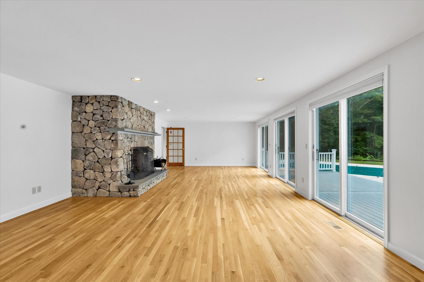 6 Heron Way Mashpee MA 02649