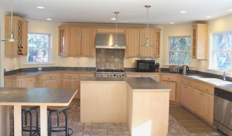 10 Sawyer Grove Road North Truro MA 02652