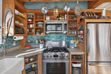 19 Whitecaps Drive Falmouth MA 02536