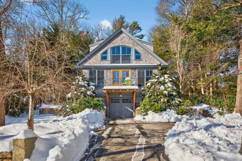 19 Whitecaps Drive Falmouth MA 02536
