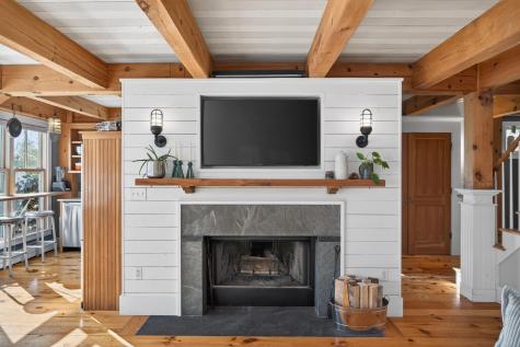 19 Whitecaps Drive Falmouth MA 02536