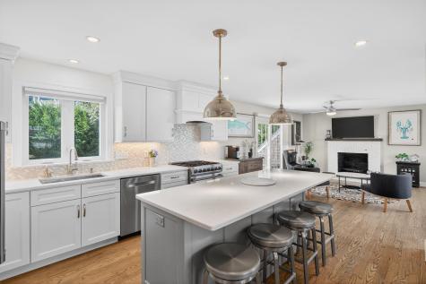 214 Menauhant Road Falmouth MA 02540