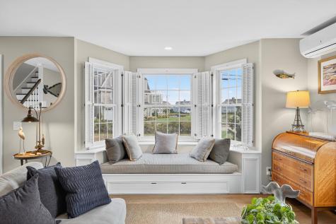 214 Menauhant Road Falmouth MA 02540