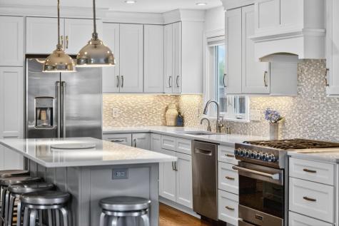 214 Menauhant Road Falmouth MA 02540