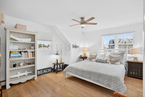 214 Menauhant Road Falmouth MA 02540