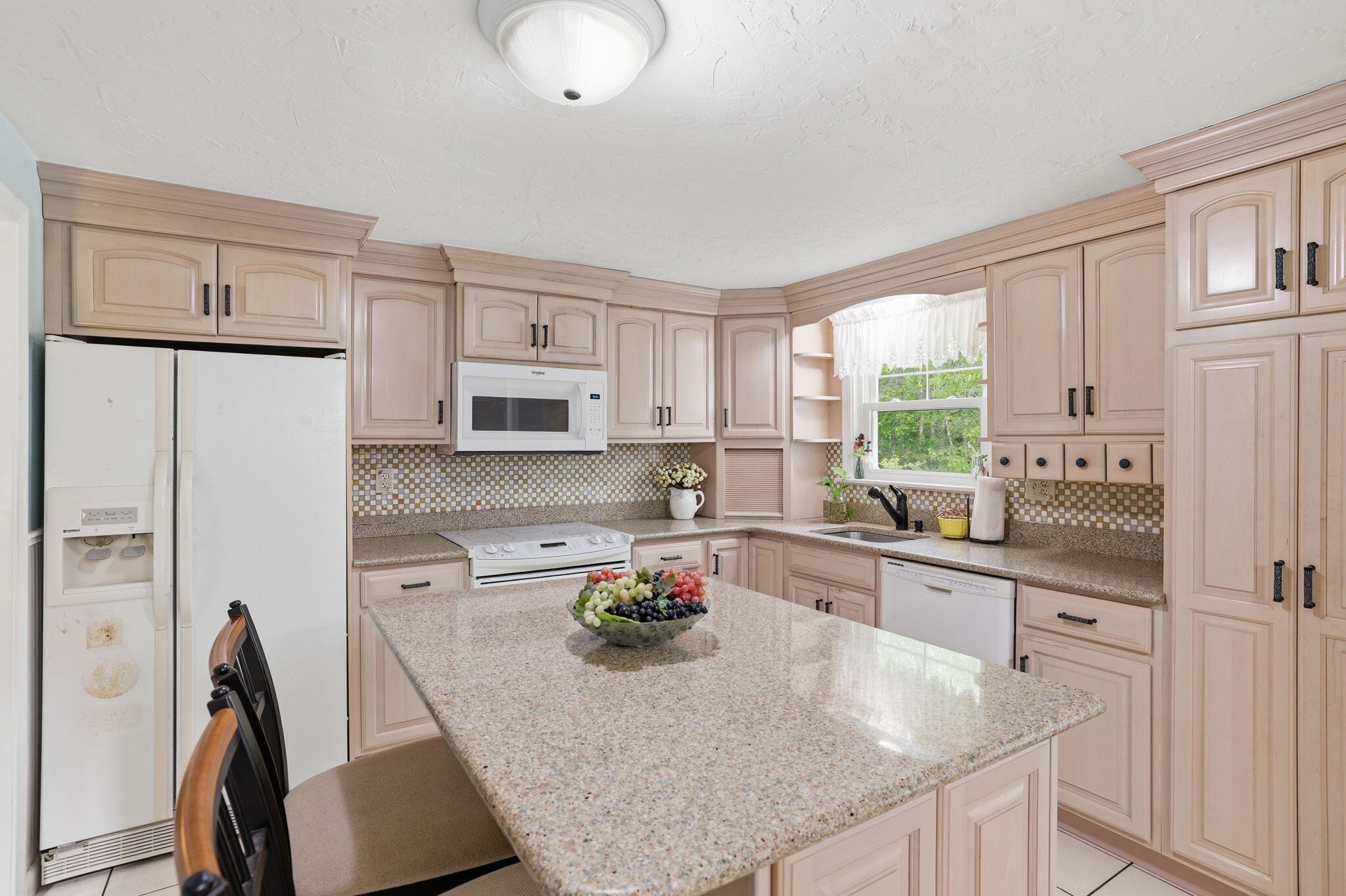17 Briggs Avenue Bourne MA 02532