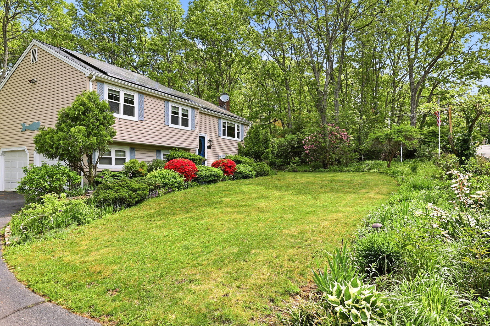 17 Briggs Avenue Bourne MA 02532
