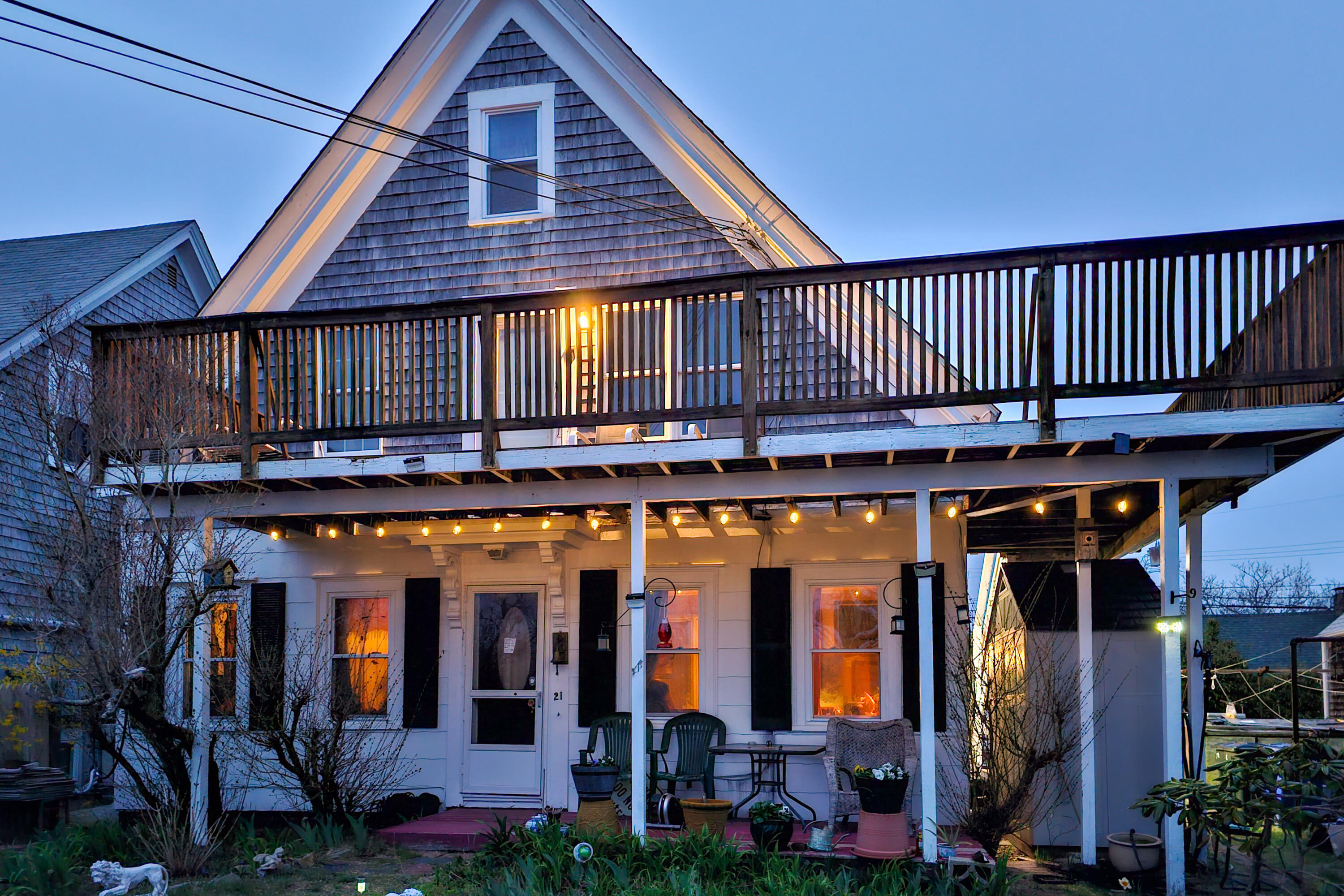 21 Mechanic Street Provincetown MA 02657