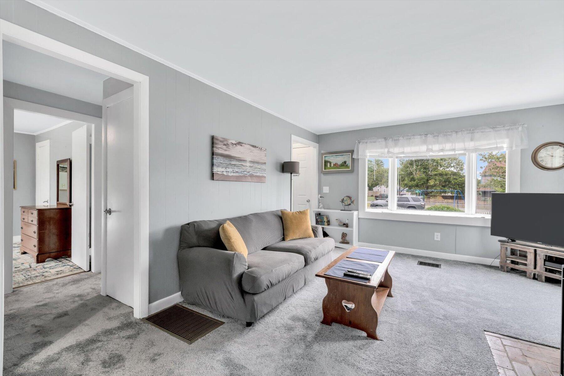 7 Queens Bay Lane Buzzards Bay MA 02532
