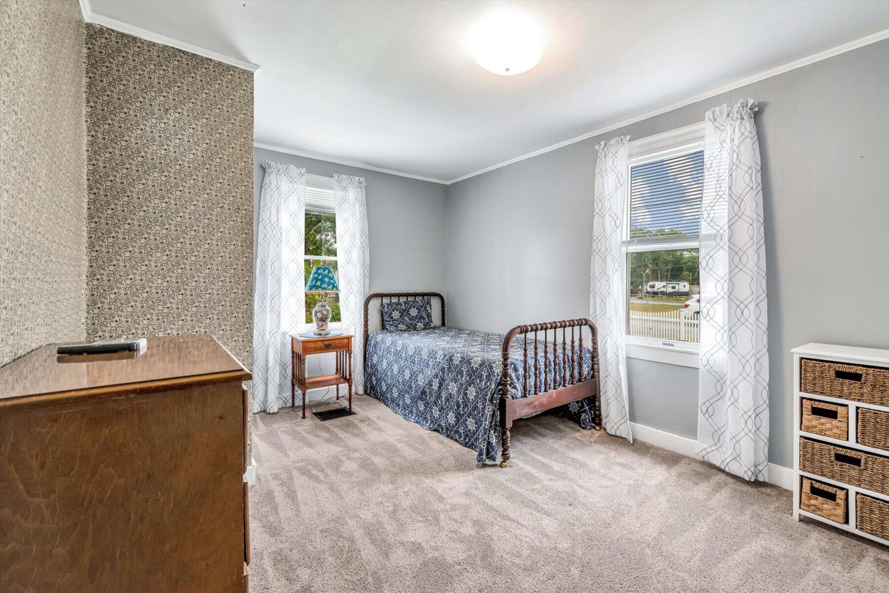 7 Queens Bay Lane Buzzards Bay MA 02532