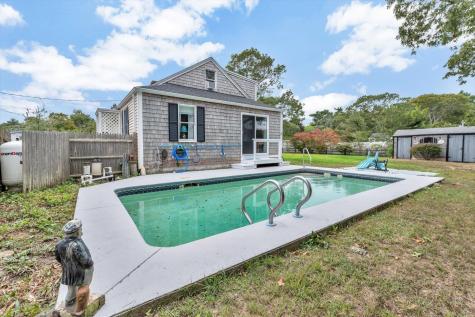 7 Queens Bay Lane Buzzards Bay MA 02532
