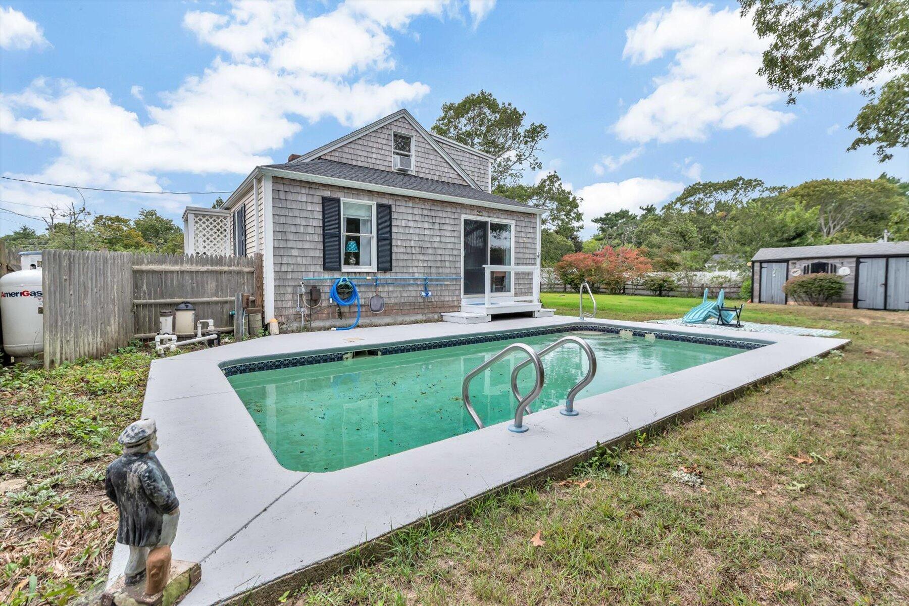 7 Queens Bay Lane Buzzards Bay MA 02532